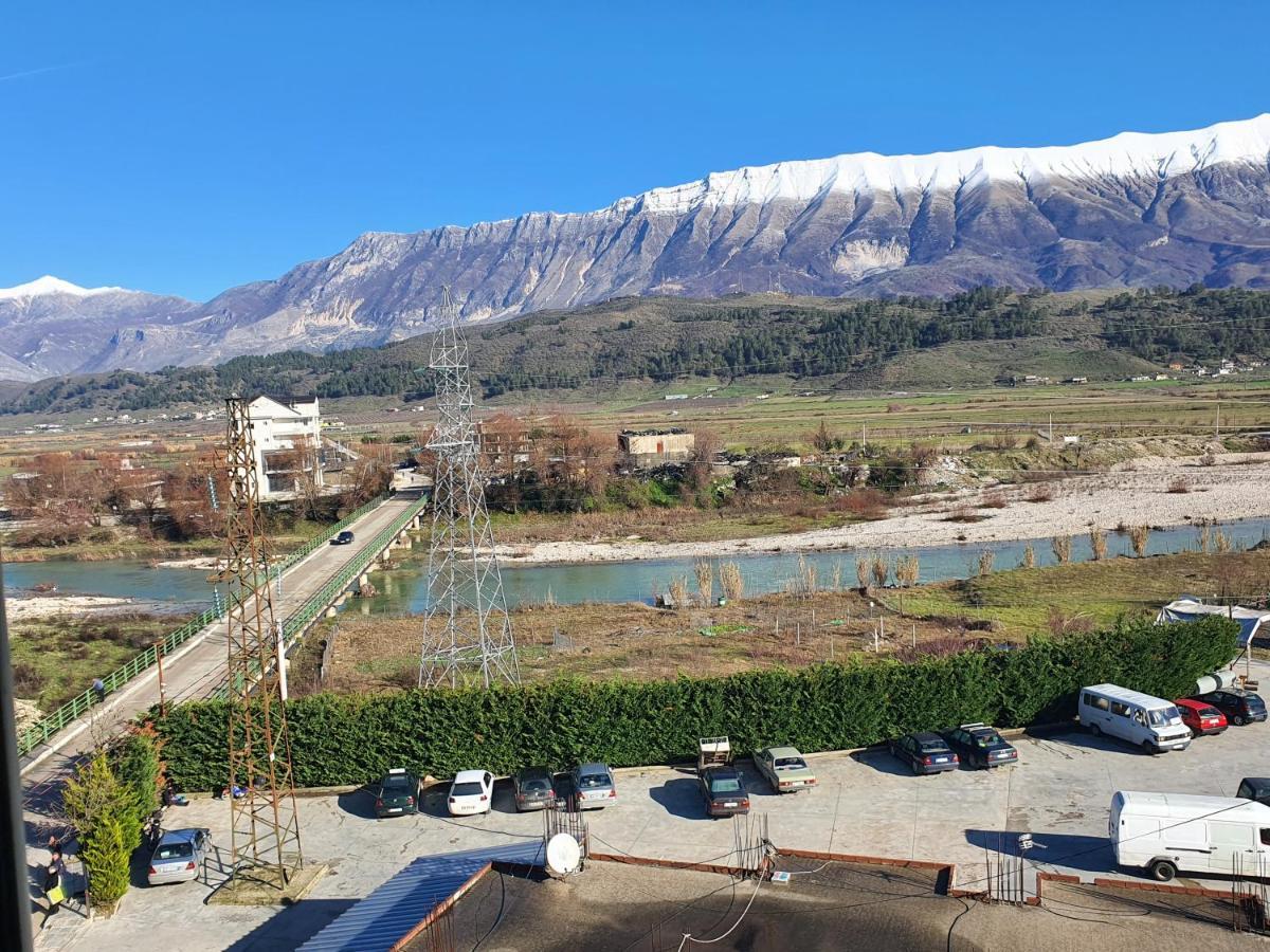 Dai Apartments Gjirokastër Esterno foto
