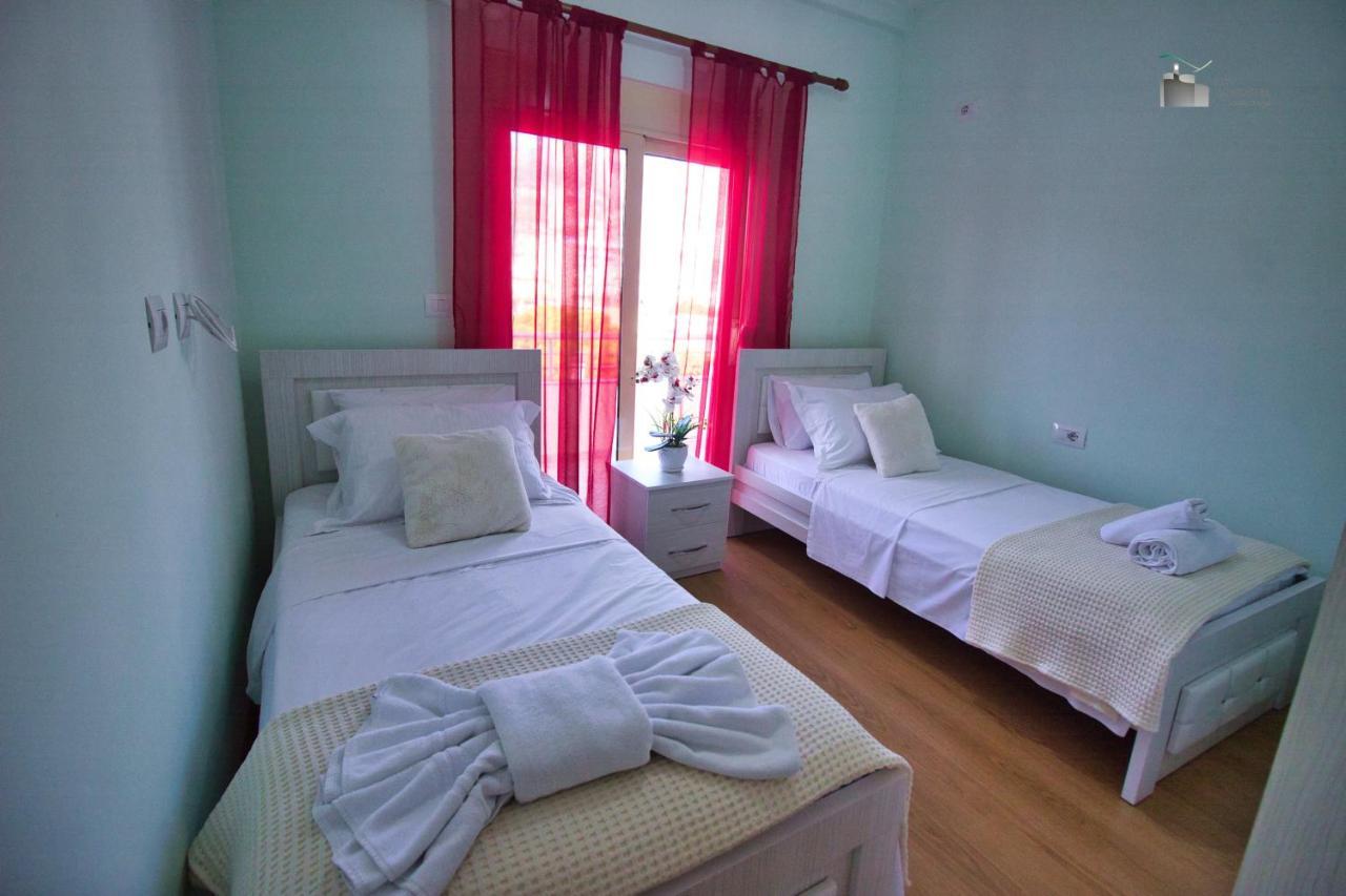 Dai Apartments Gjirokastër Esterno foto